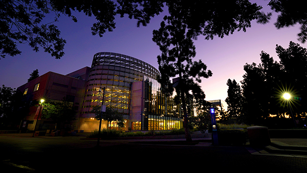 Fresno State Library at night.