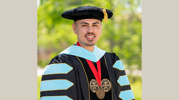 Estevan Parra Guerrero grad photo