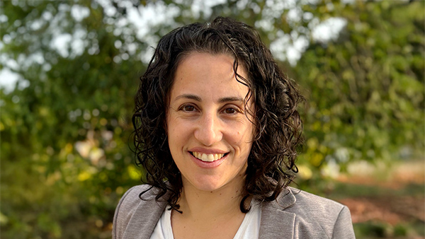 Dr. Julia Shatz