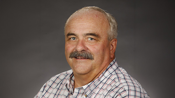Portrait of Dr. Scott Williamson.